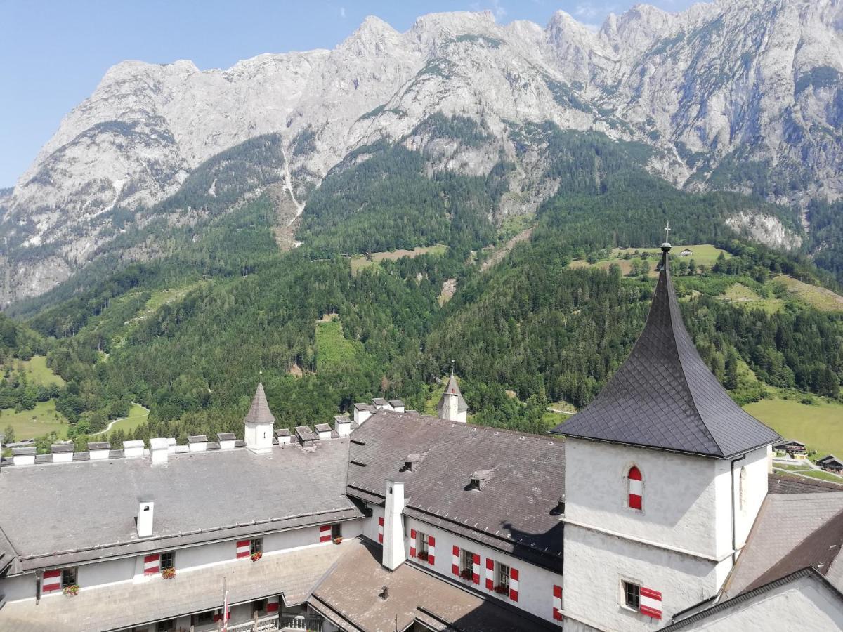 Sonneck Pension Пфаррверфен Экстерьер фото